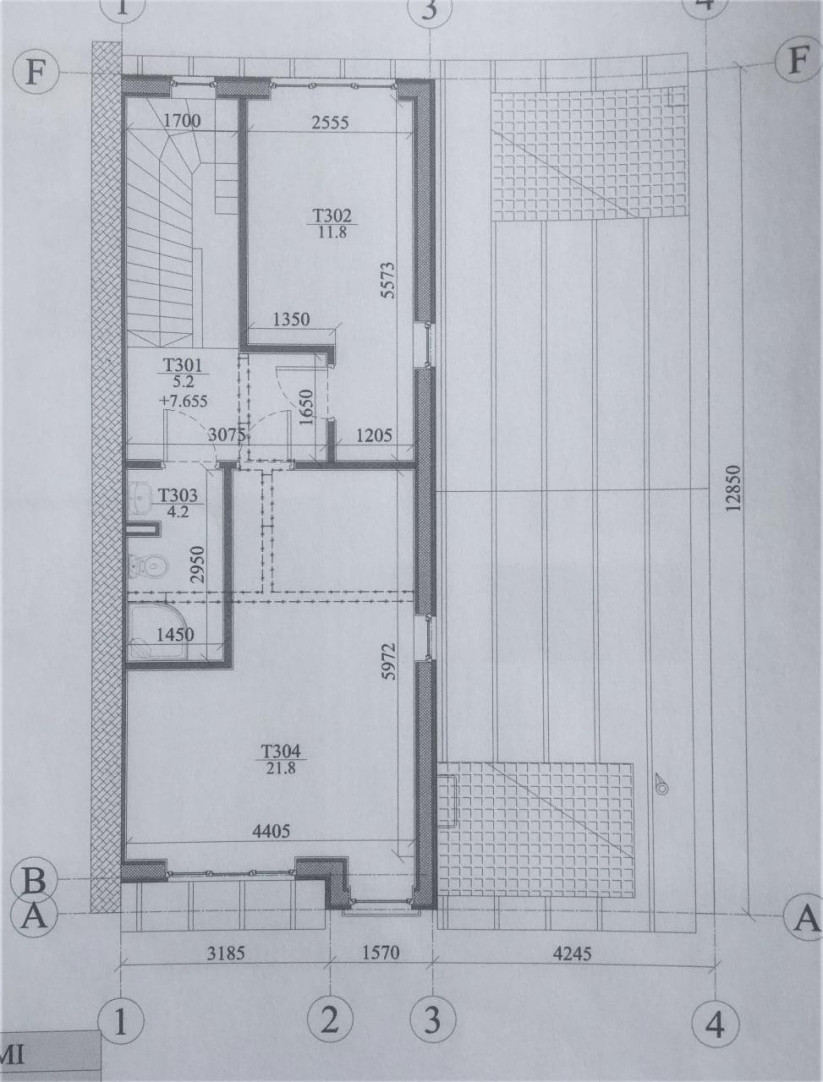 Detailed plan with room area indications.