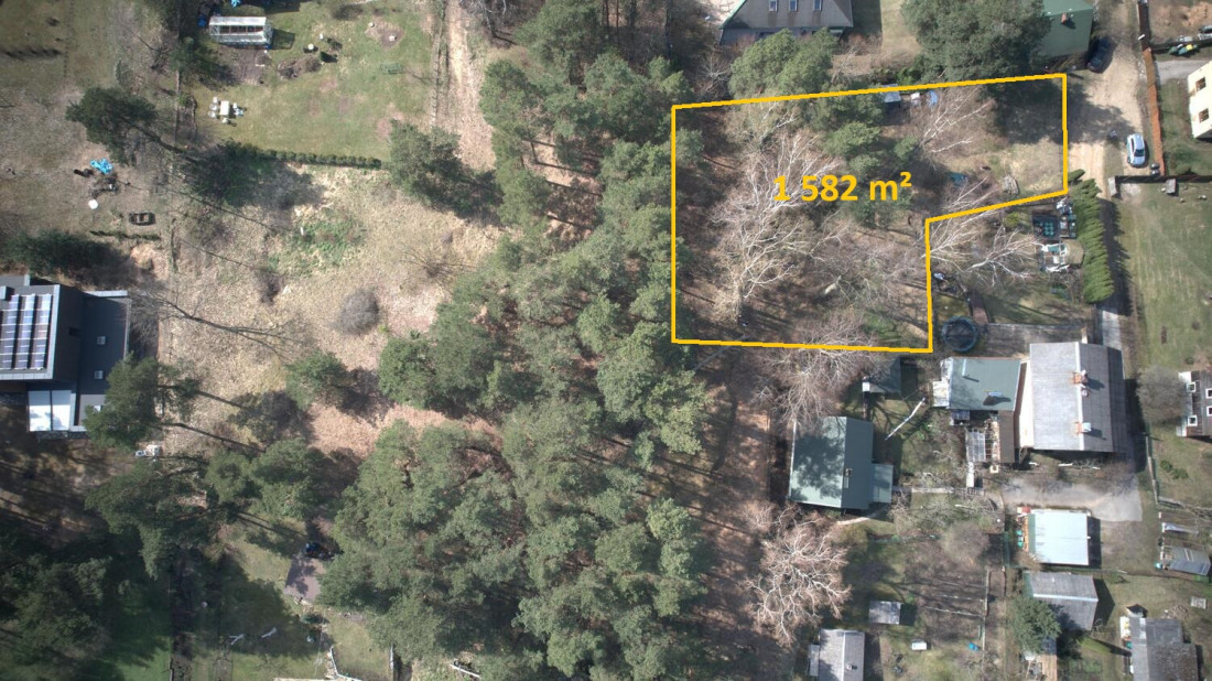 Iezīmēts zemesgabals ar platību 1582 m².